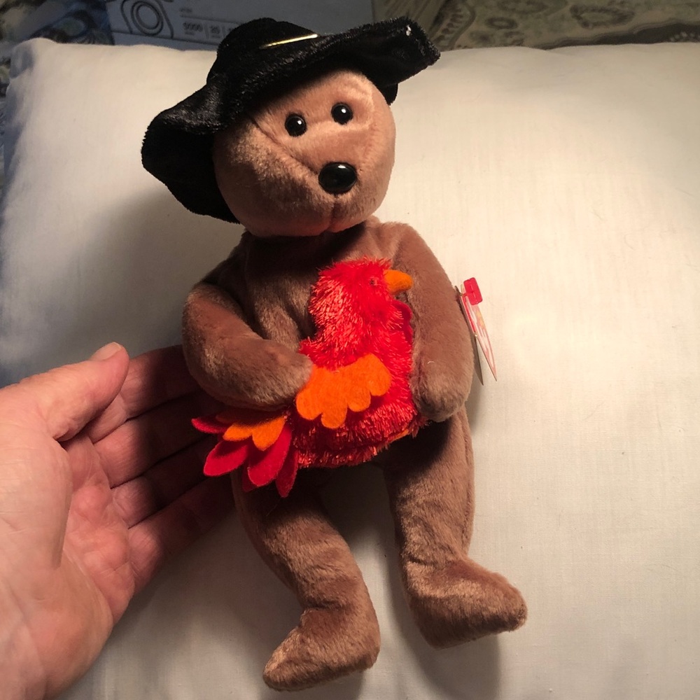 Plymouth the Bear, a Thanksgiving-themed Ty Beanie Baby